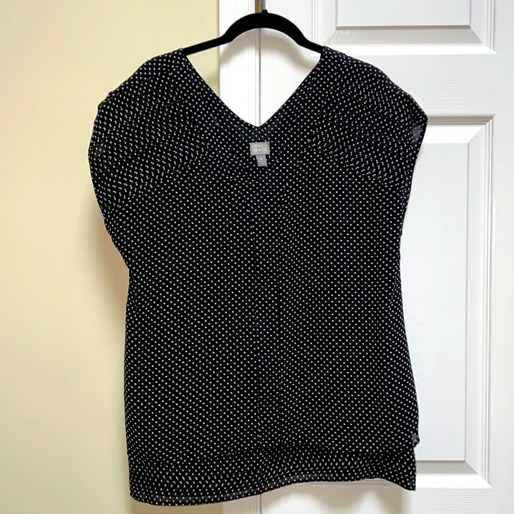 Converse black and white star blouse